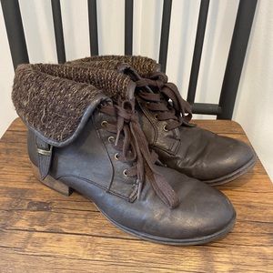 Brown boots